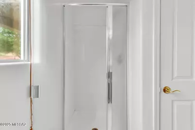 10054 E Cedar Hill Drive, Tucson, AZ 85748 - Photo 14