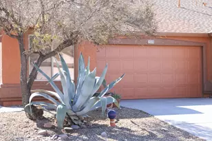 2044 E Calle Sierra Del Manantial, Tucson, AZ 85706 - Photo 2