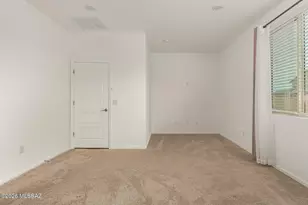 7803 S Sugarbend Dr, Tucson, AZ 85757 - Photo 8