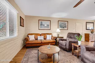 241 E La Espina, Green Valley, AZ 85614 - Photo 4