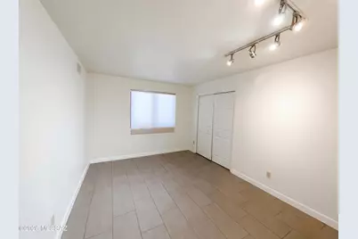 1285 E East Street, Tucson, AZ 85719 - Photo 8