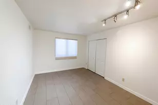 1285 E East St, Tucson, AZ 85719 - Photo 8