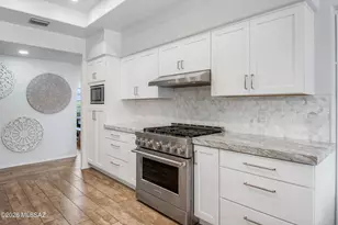 7839 N Sombrero Peak Dr, Tucson, AZ 85743 - Photo 18