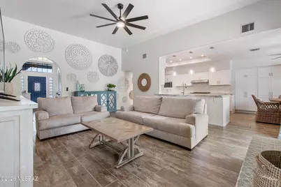 7839 N Sombrero Peak Drive, Tucson, AZ 85743 - Photo 14