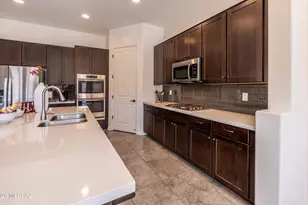 8881 E Wright School Loop, Tucson, AZ 85715 - Photo 6