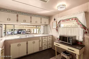 5852 W Rocking Cir St, Tucson, AZ 85713 - Photo 16