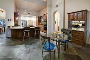 11158 N Pusch Ridge Vistas Dr, Oro Valley, AZ 85737 - Photo 6