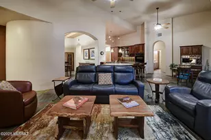 11158 N Pusch Ridge Vistas Dr, Oro Valley, AZ 85737 - Photo 12