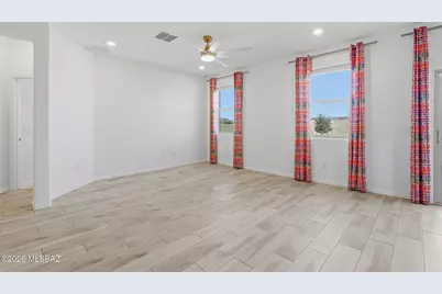 10498 W Beaman Lane, Marana, AZ 85653 - Photo 14