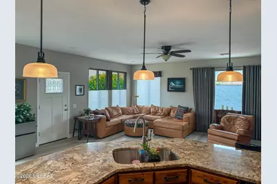 2443 E Nasturtium Street, Oro Valley, AZ 85755 - Photo 12