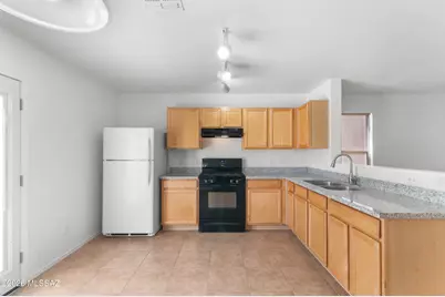 1562 E Monrovia Place, Tucson, AZ 85706 - Photo 10