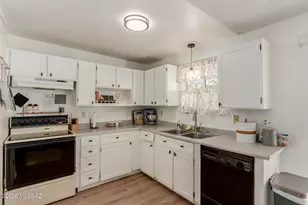 7131 E Portland Dr, Tucson, AZ 85730 - Photo 8