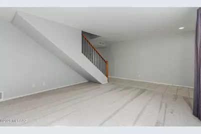 925 N Venice Avenue #D, Tucson, AZ 85711 - Photo 8