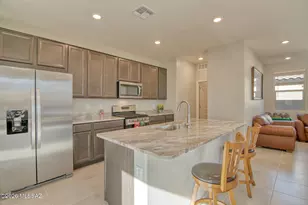 7788 S Golden Bell Dr, Tucson, AZ 85747 - Photo 10