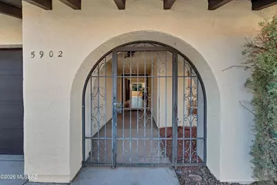 5902 N Placita Del Conde, Tucson, AZ 85718 - Photo 4