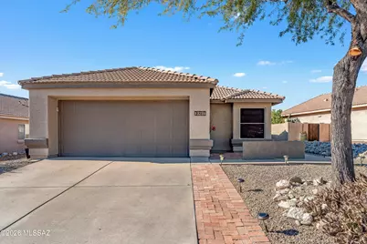 13231 N Classic Overlook Court, Oro Valley, AZ 85755 - Photo 2