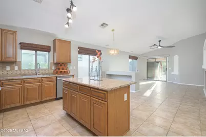 12741 N Crooked Willow Drive, Marana, AZ 85653 - Photo 8