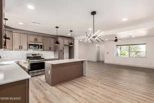 2032 E Florence Dr, Tucson, AZ 85719 - Photo 12