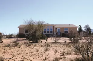 825 N Diana Dr, Benson, AZ 85602 - Photo 2