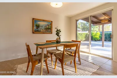 7426 E Montecito Drive, Tucson, AZ 85710 - Photo 12