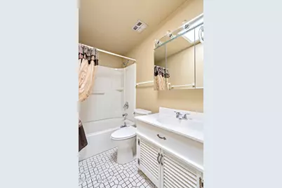 1821 S Rocky Mountain Drive, Tucson, AZ 85710 - Photo 14