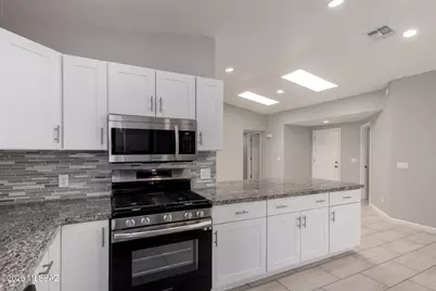 3098 S Giovanna Drive, Tucson, AZ 85730 - Photo 12