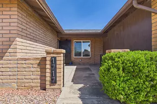 1717 S Burning Tree Ave, Tucson, AZ 85710 - Photo 2