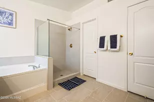 1054 W Squawbush Ct, Tucson, AZ 85737 - Photo 34