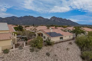 1054 W Squawbush Ct, Tucson, AZ 85737 - Photo 2