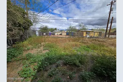 339 E 34th Street, Tucson, AZ 85713 - Photo 4