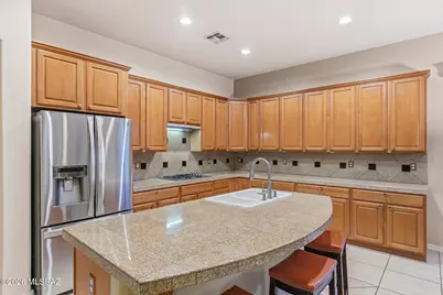 1590 W Copper Sky Drive, Oro Valley, AZ 85737 - Photo 10