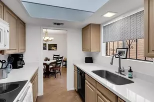 10083 N Valle Del Oro Dr, Oro Valley, AZ 85737 - Photo 12