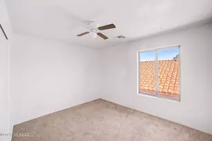 9657 E Briana Ln, Tucson, AZ 85748 - Photo 36