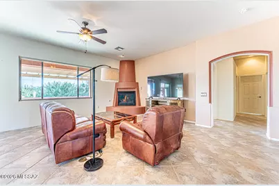 545 W Calle Artistica, Green Valley, AZ 85614 - Photo 16