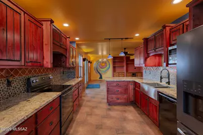 846 W Paseo Del Prado, Green Valley, AZ 85614 - Photo 10