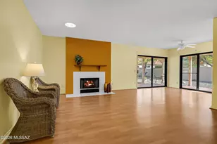 64510 E Canyon Shadows Ln, Saddlebrooke, AZ 85739 - Photo 2