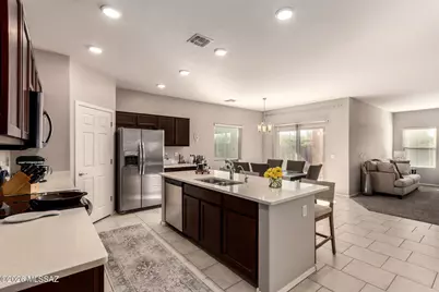 12446 W Reyher Farms Loop, Marana, AZ 85653 - Photo 12