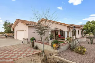 30239 E Little Crow Rd, Marana, AZ 85658 - Photo 2
