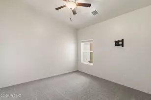 6233 E Molly Dr, Hereford, AZ 85615 - Photo 34