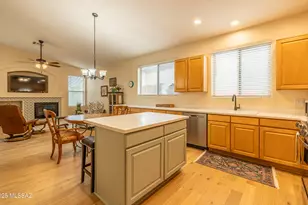 4071 W Tombolo Trail, Tucson, AZ 85745 - Photo 10