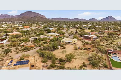 7879 W Spiney Lizard Place, Tucson, AZ 85735 - Photo 32