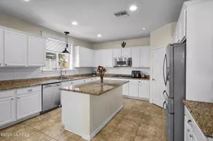 717 W Calle Canto Sereno, Sahuarita, AZ 85629 - Photo 10