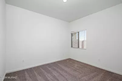 7666 S Wild Prairie Drive, Tucson, AZ 85757 - Photo 6