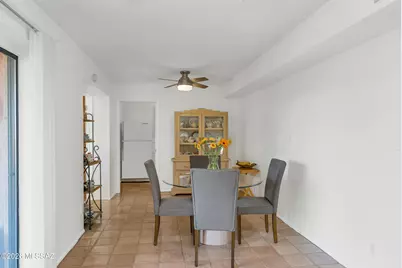 800 E Camino Alberca, Tucson, AZ 85718 - Photo 16