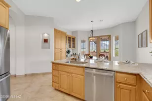 641 W Silver Eagle Ct, Oro Valley, AZ 85755 - Photo 22