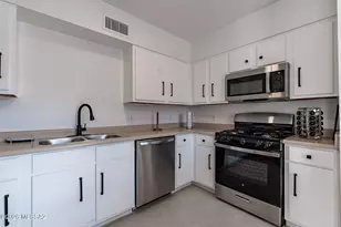 1564 N Paseo La Tinaja, Green Valley, AZ 85614 - Photo 14