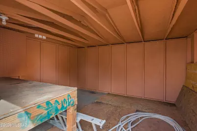 9343 E 6th Street, Tucson, AZ 85710 - Photo 36