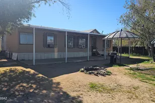 7983 N Team Roper Rd, Tucson, AZ 85743 - Photo 1