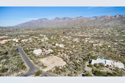 9911 E Mt Pleasant Drive #14, Tucson, AZ 85749 - Photo 8