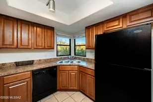 5855 N Kolb Rd, Tucson, AZ 85750 - Photo 16